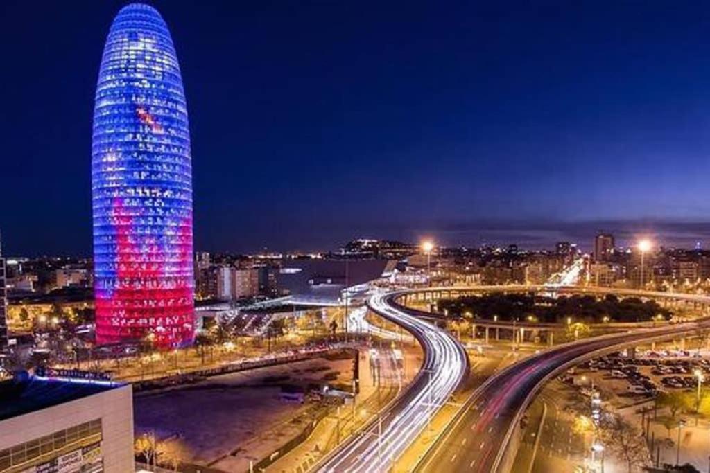 7 Pax Montserrat Ramblas Barcelona Luaran gambar
